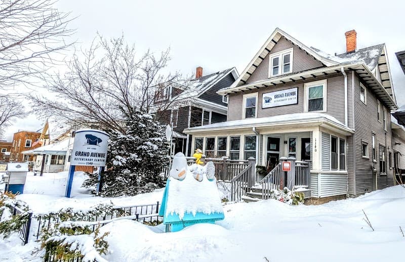 Grand Avenue Veterinary Center