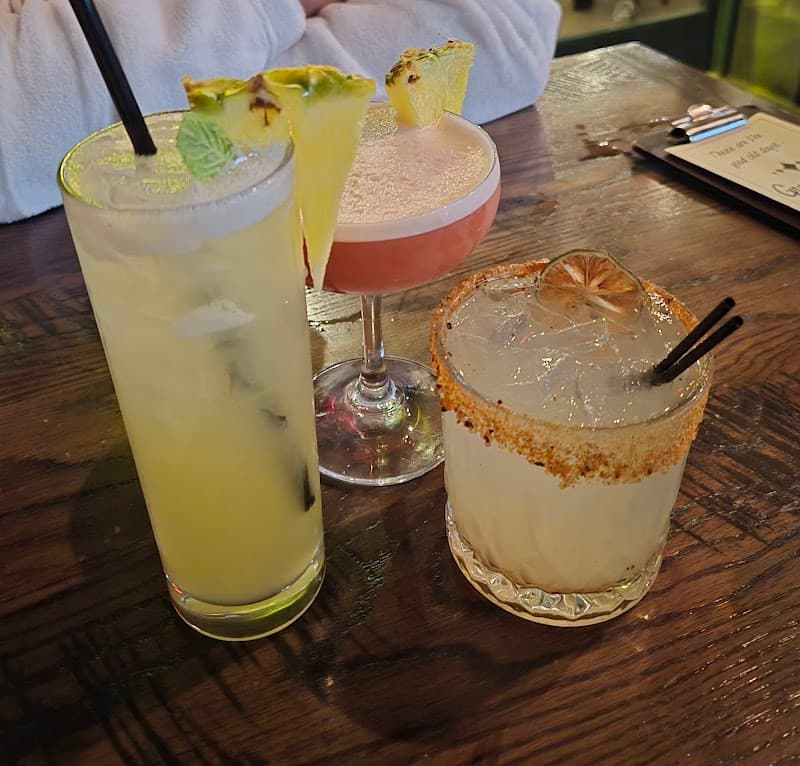 Grand Dad’s Bar photo 3
