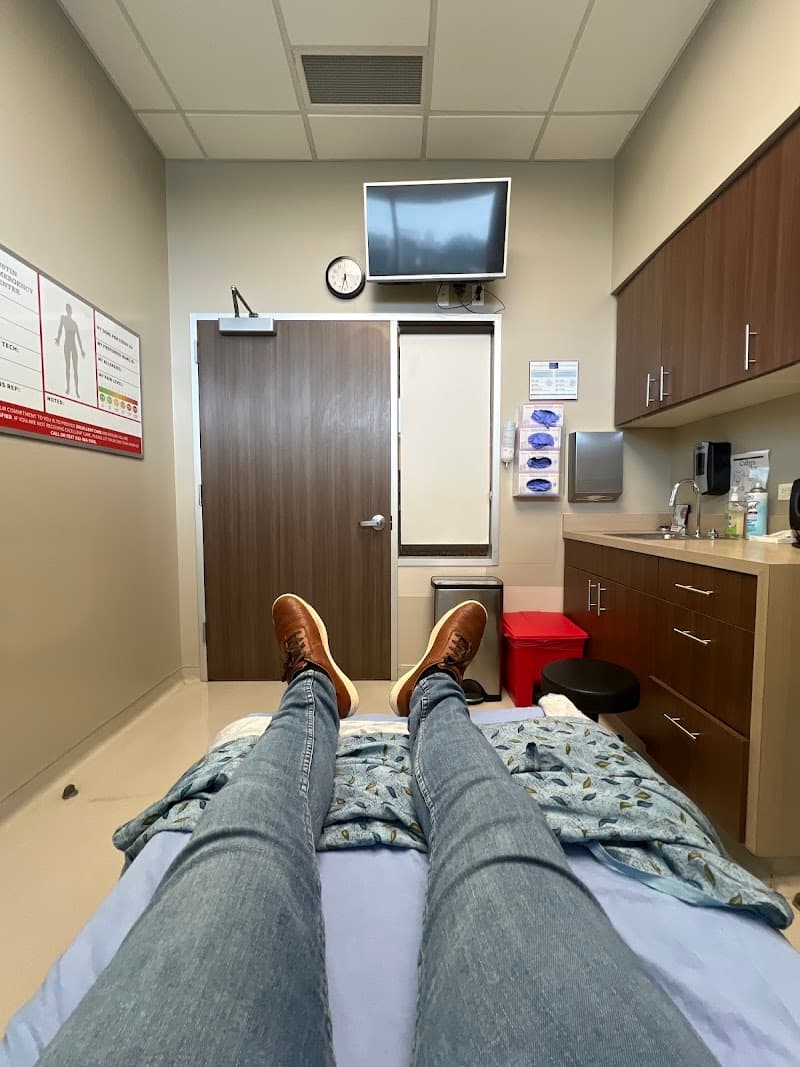 Austin Emergency Center: South Lamar Emergency Room photo 3