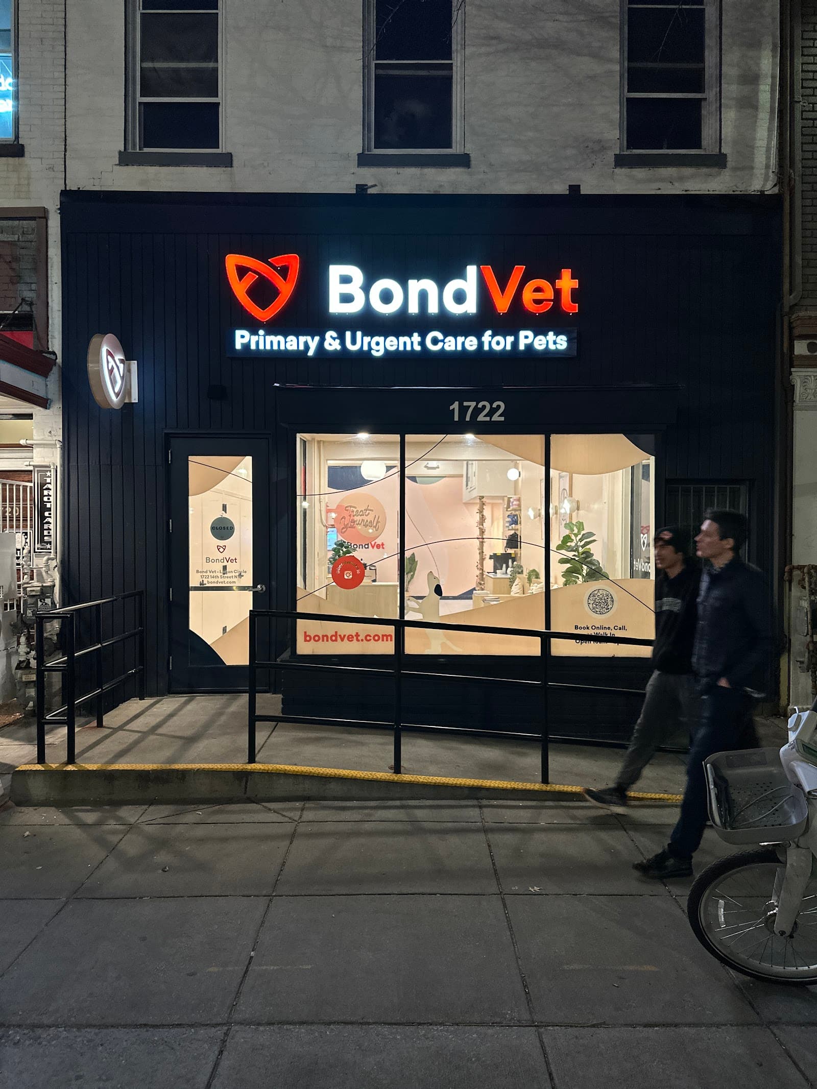Bond Vet - Logan Circle