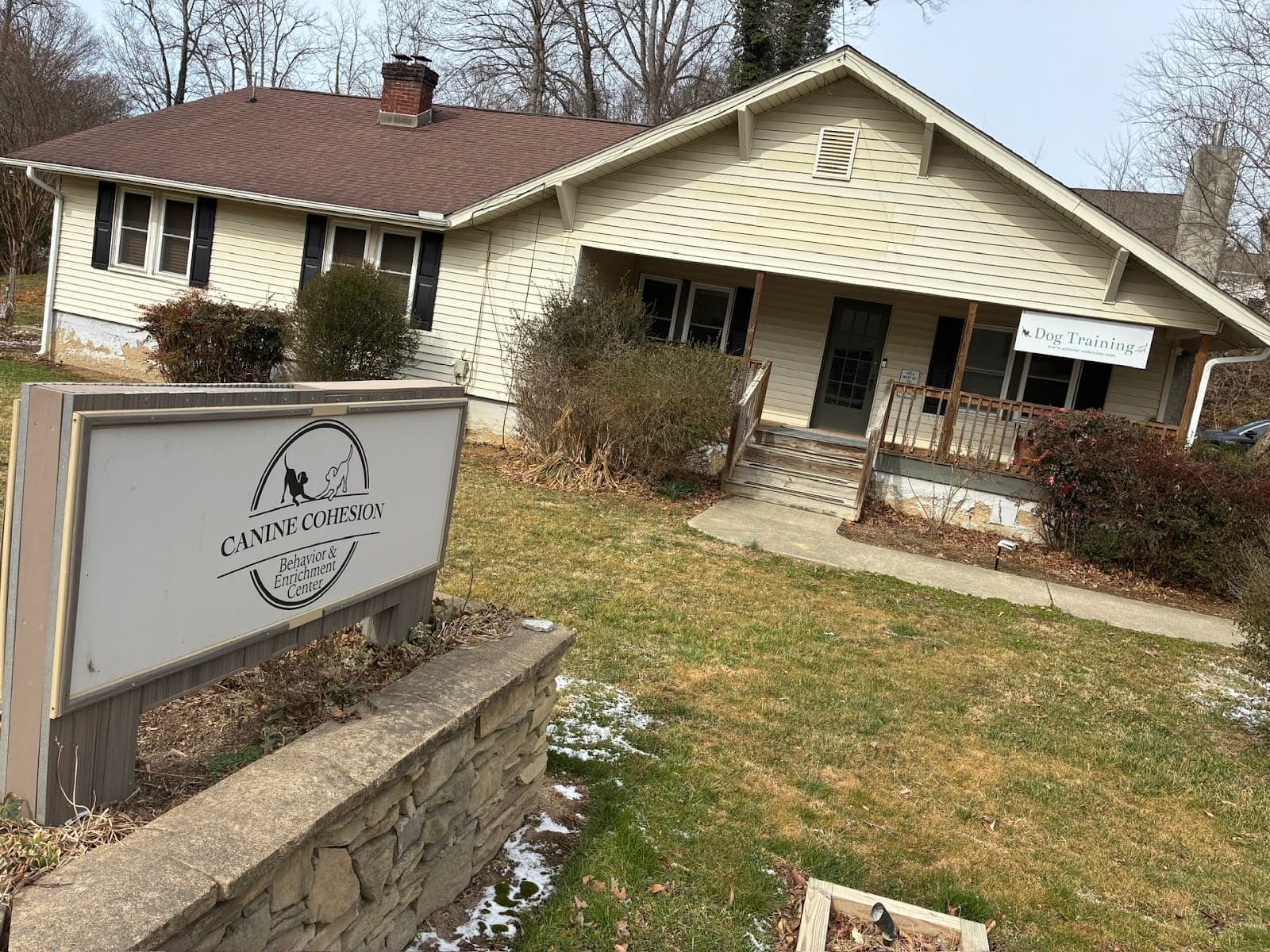 Canine Cohesion Behavior & Enrichment Center - AVL