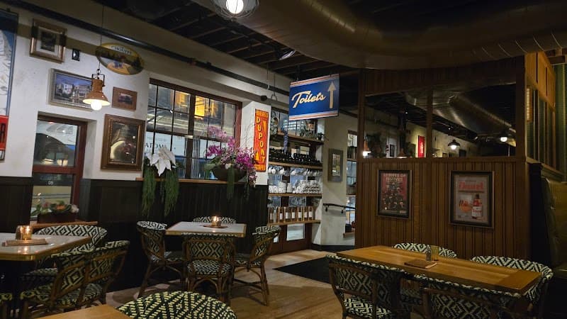 Café Benelux photo 2