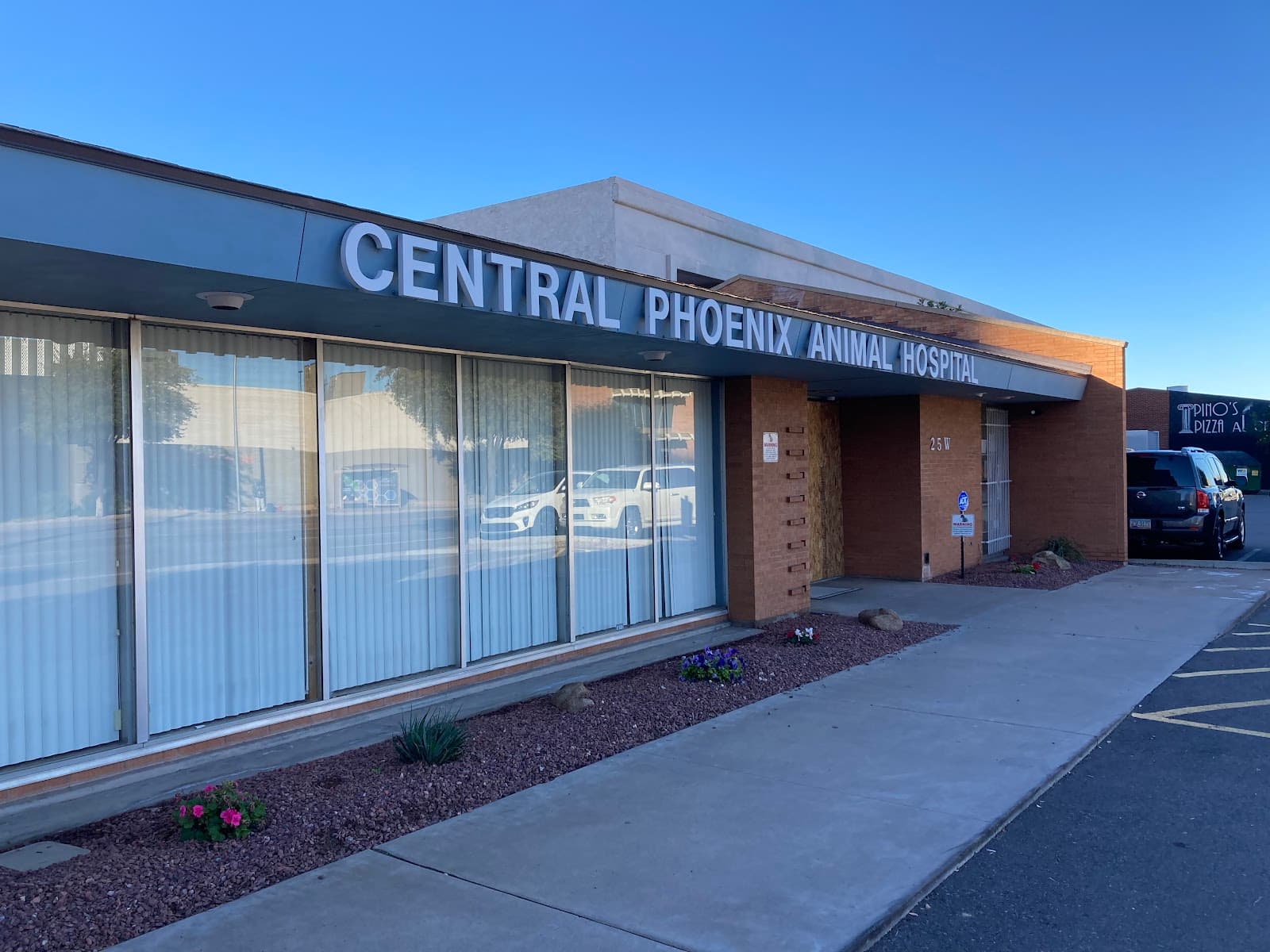 Central Phoenix Animal Hospital