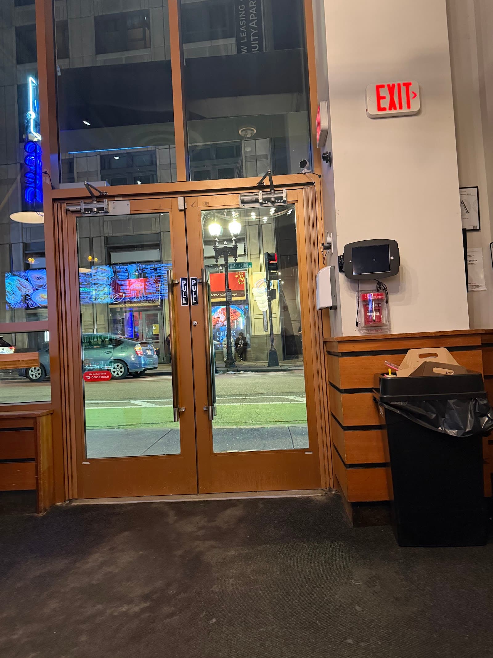 Chinatown - Jaho Coffee Roaster & Wine Bar