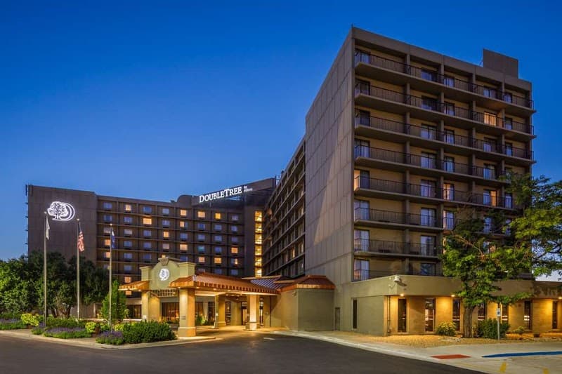 DoubleTree by Hilton Hotel Denver photo 2
