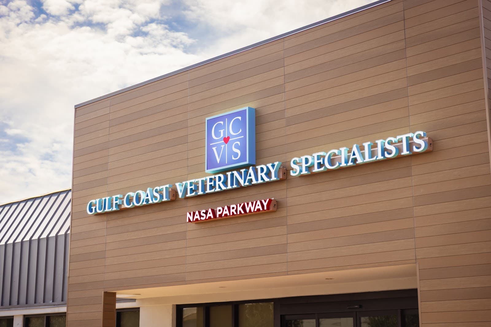 Gulf Coast Veterinary Specialists NASA Parkway