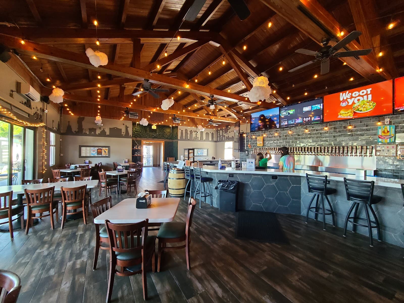 Hourglass Brewing at Hourglass District