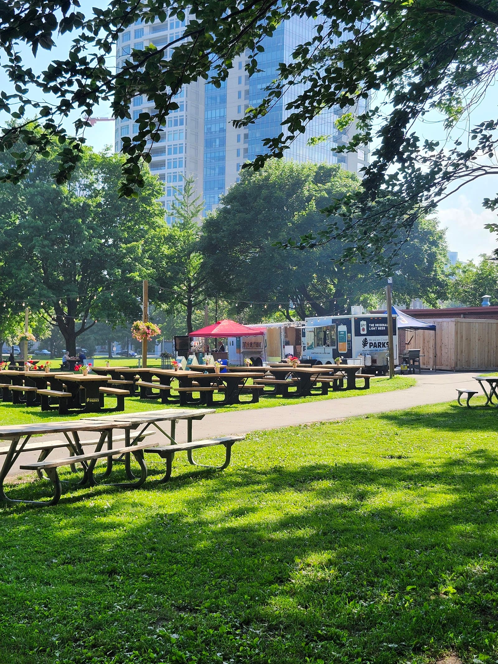 Juneau Beer Garden photo 2