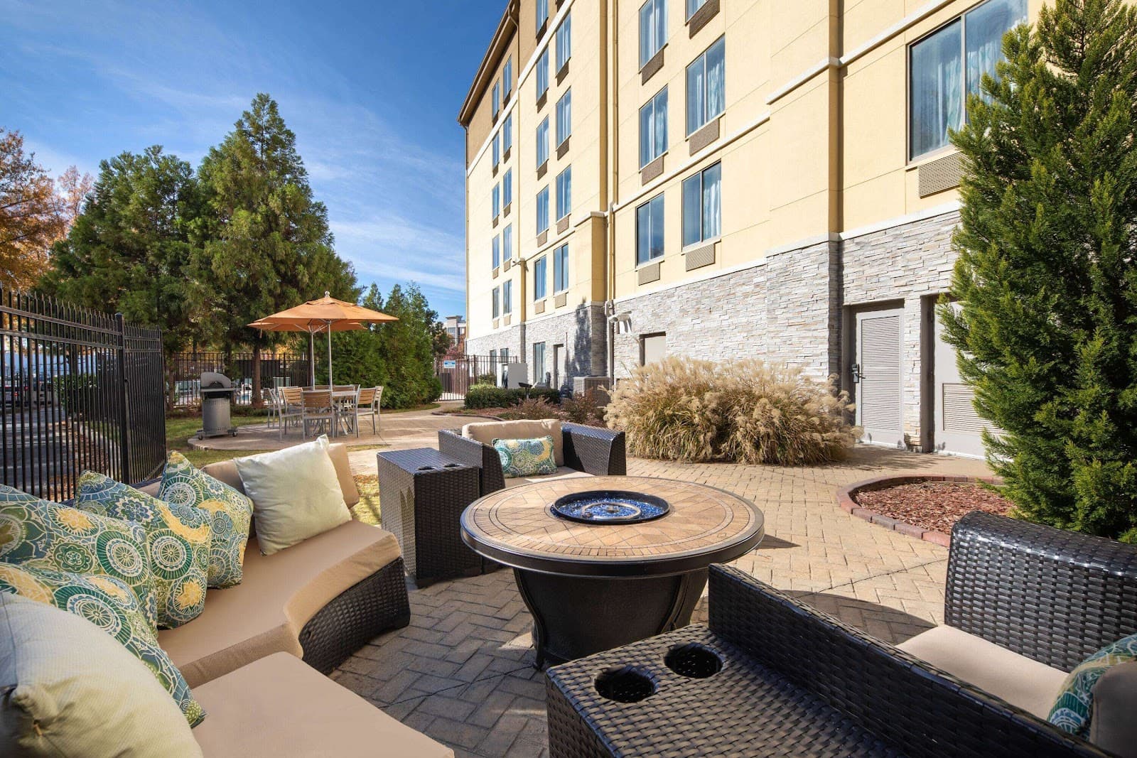 La Quinta Inn & Suites by Wyndham Atlanta Airport North