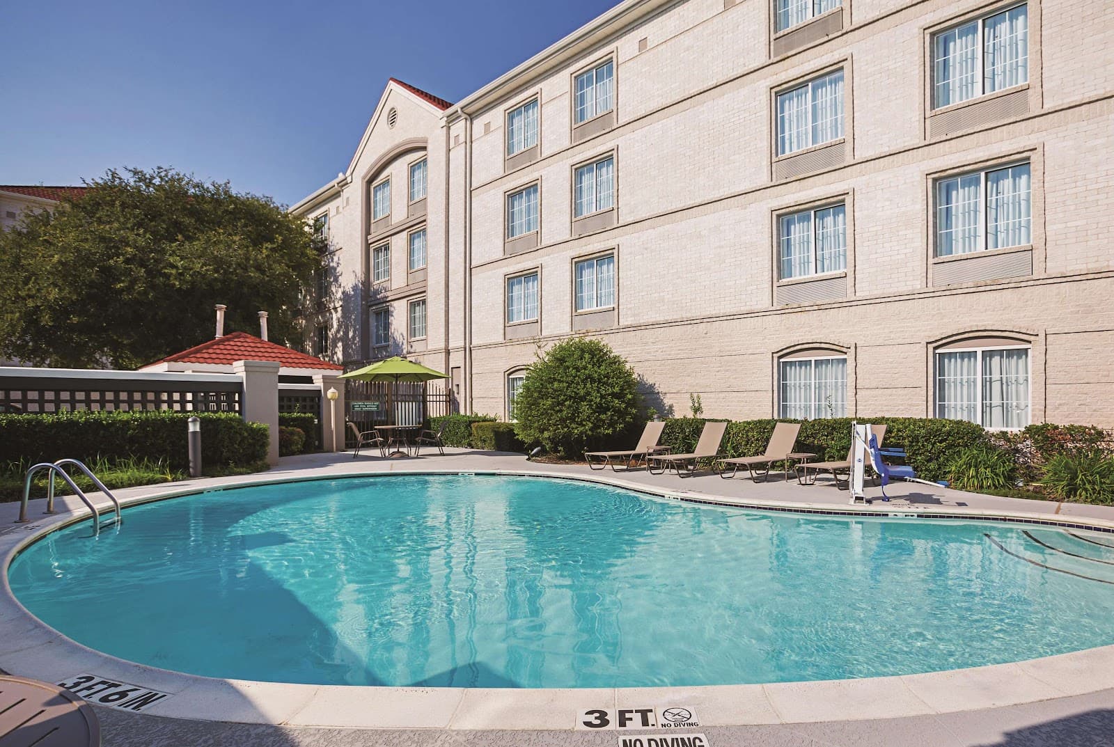 La Quinta Inn & Suites by Wyndham Dallas Plano West
