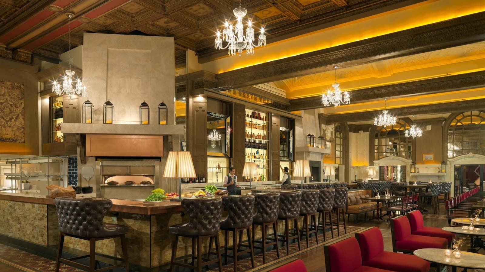 OAK Long Bar + Kitchen