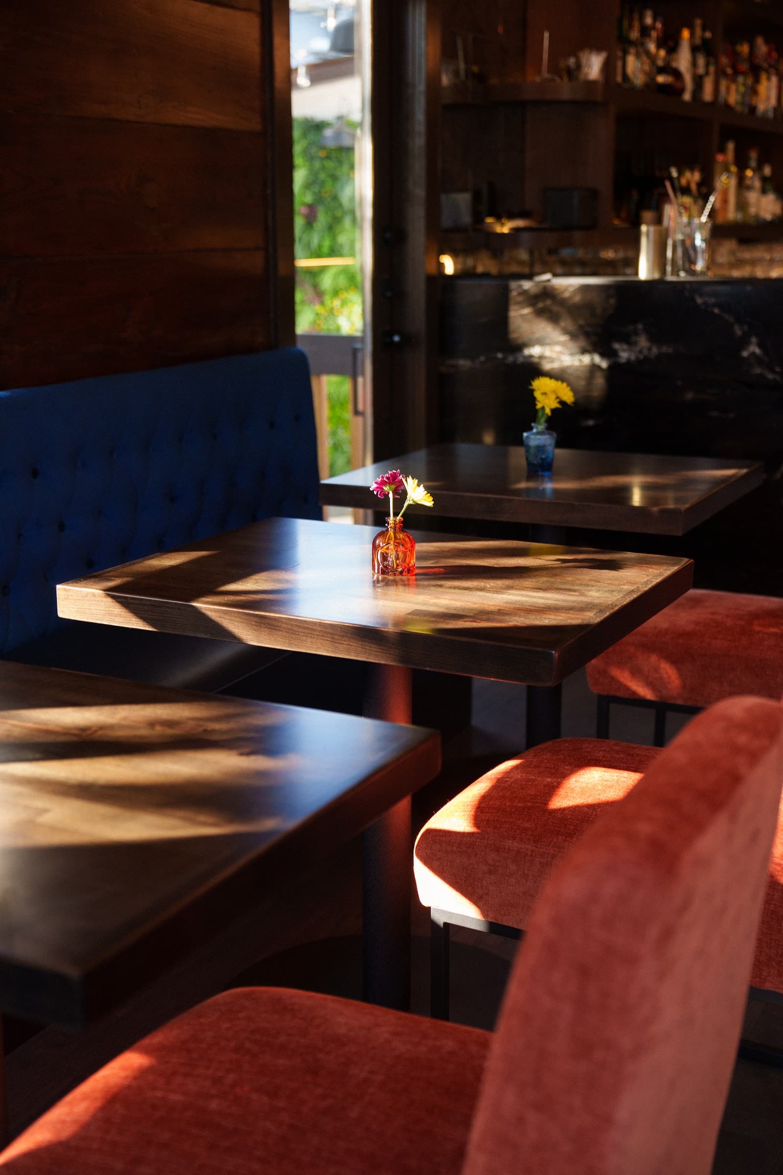 Rivas Coffee, Cocktails & Kitchen