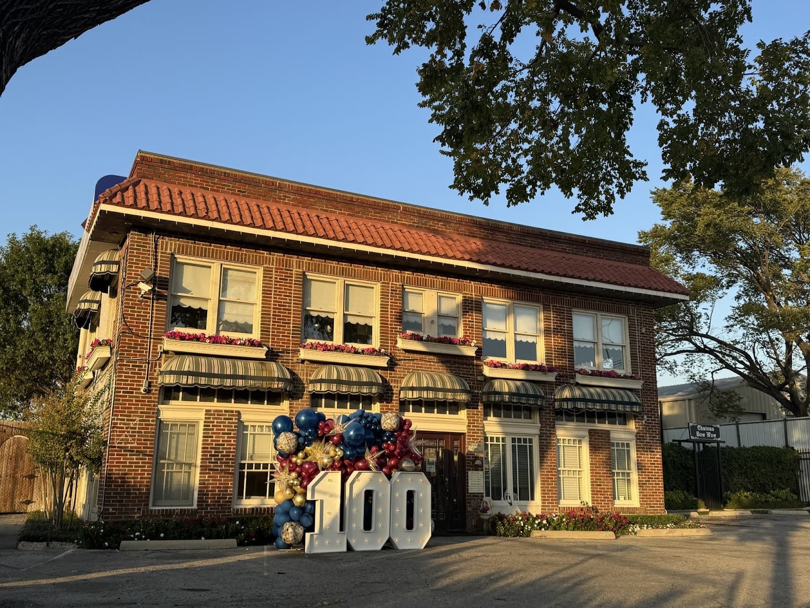 Rutherford Veterinary Hospital