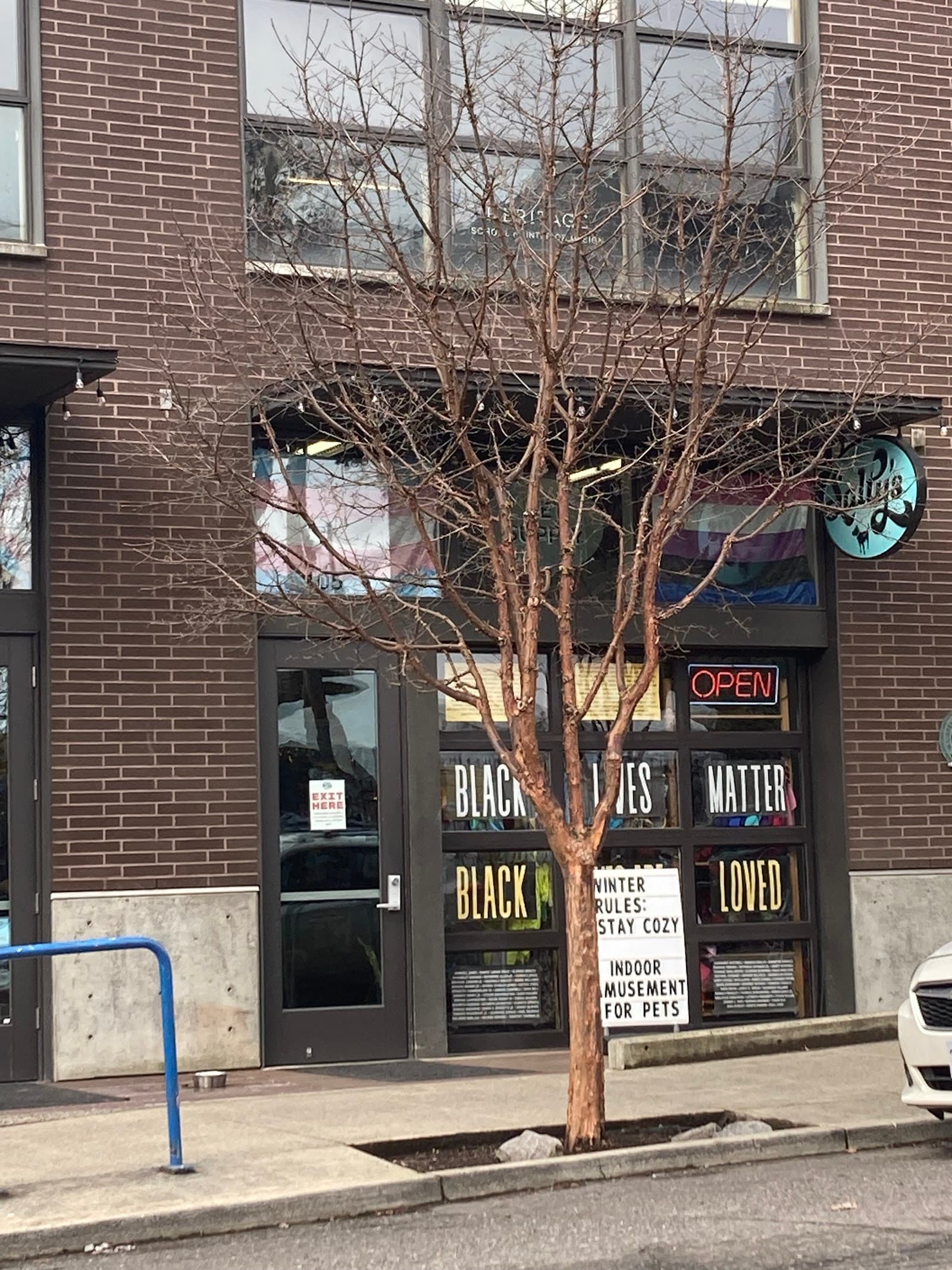 Salty's Pet Supply