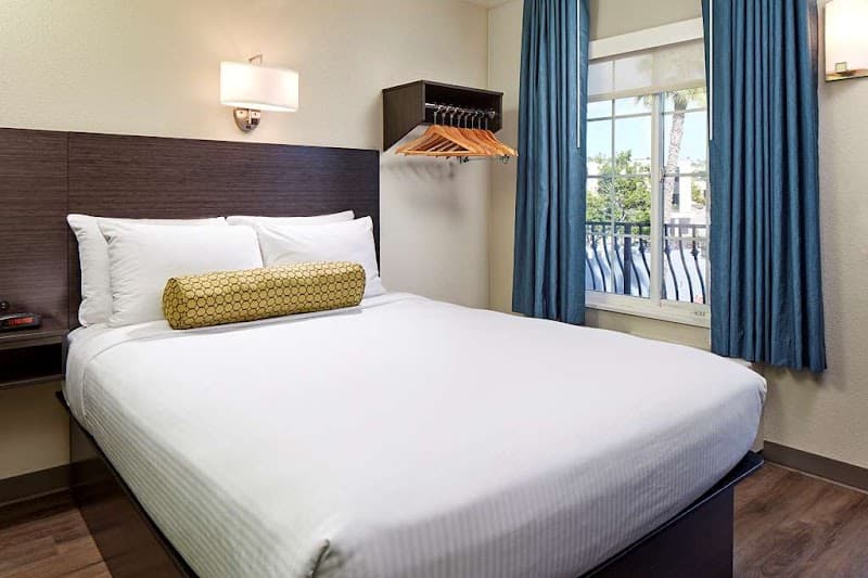 SureStay by Best Western San Diego Pacific Beach photo 2