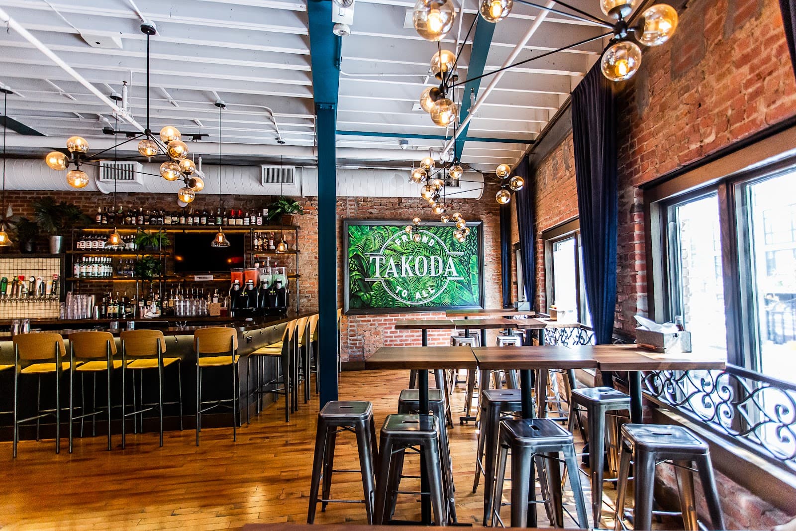 TAKODA Beer Garden & Rooftop Bar