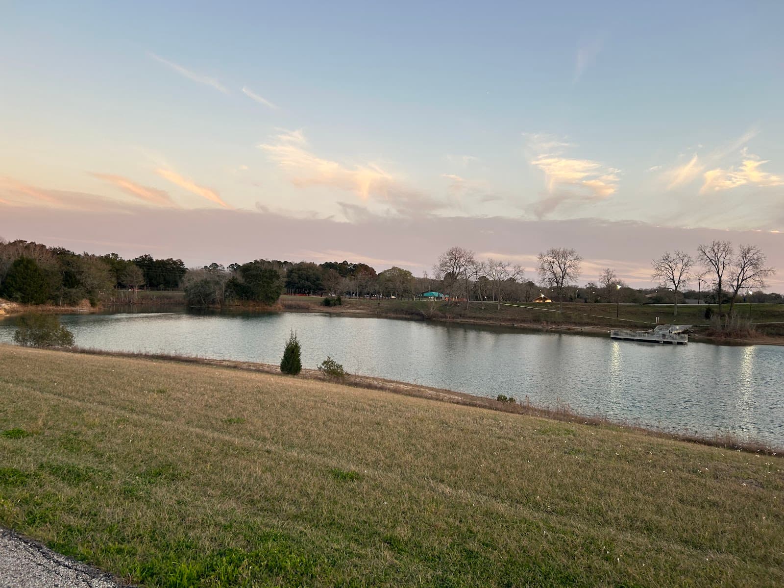 Tom Bass Regional Park & Dog Park