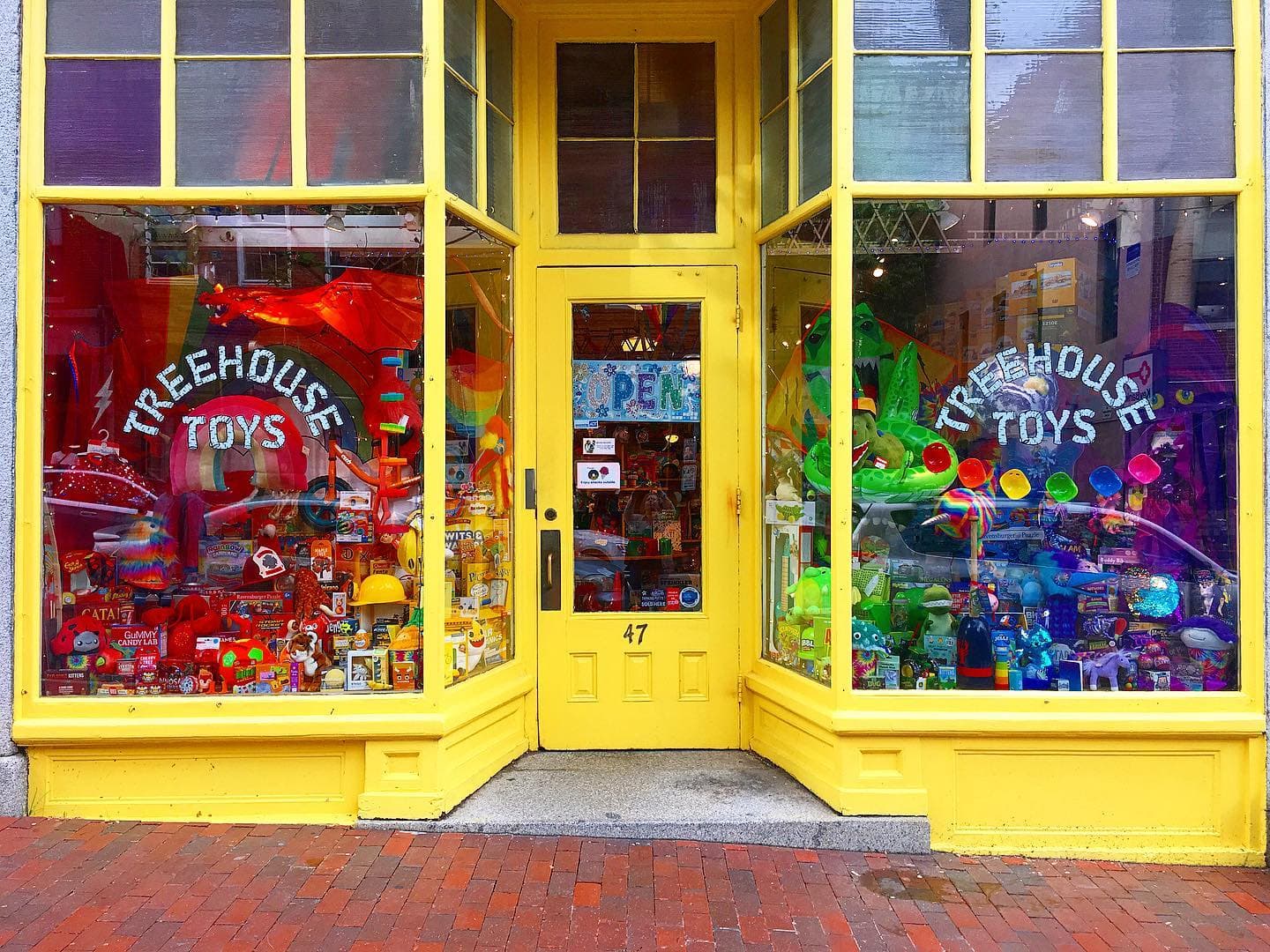 Treehouse Toys