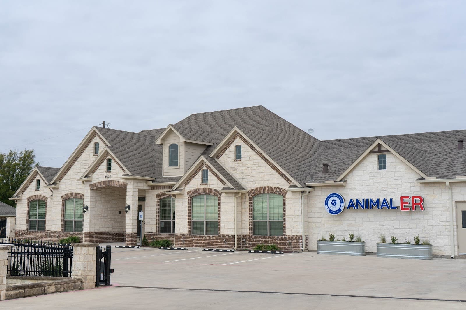 Veterinary Emergency Hospital of Midlothian